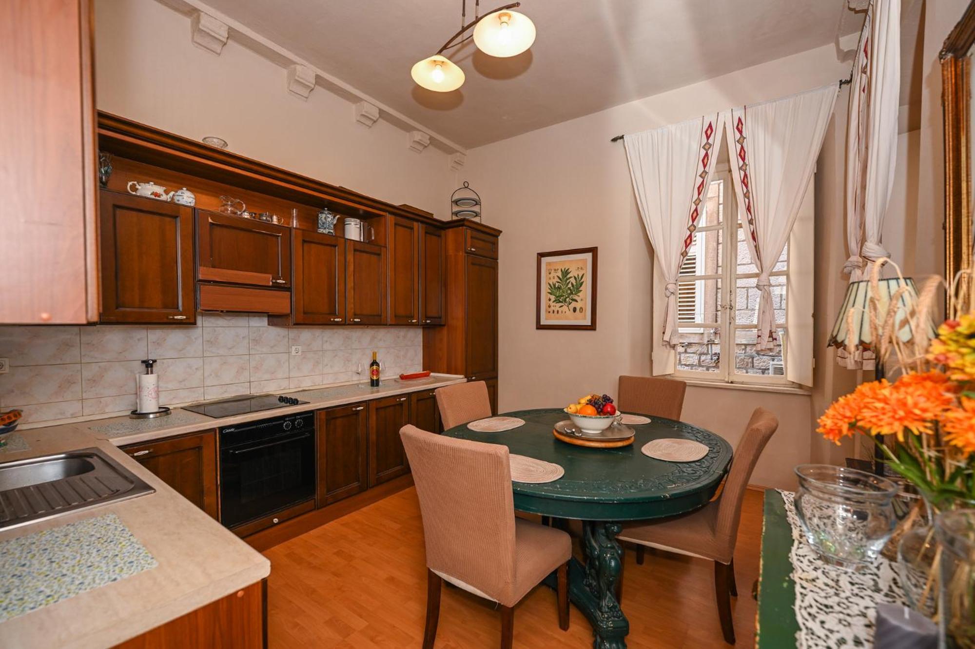 Large Three Bedroom, Center Of Old Town Ντουμπρόβνικ Εξωτερικό φωτογραφία